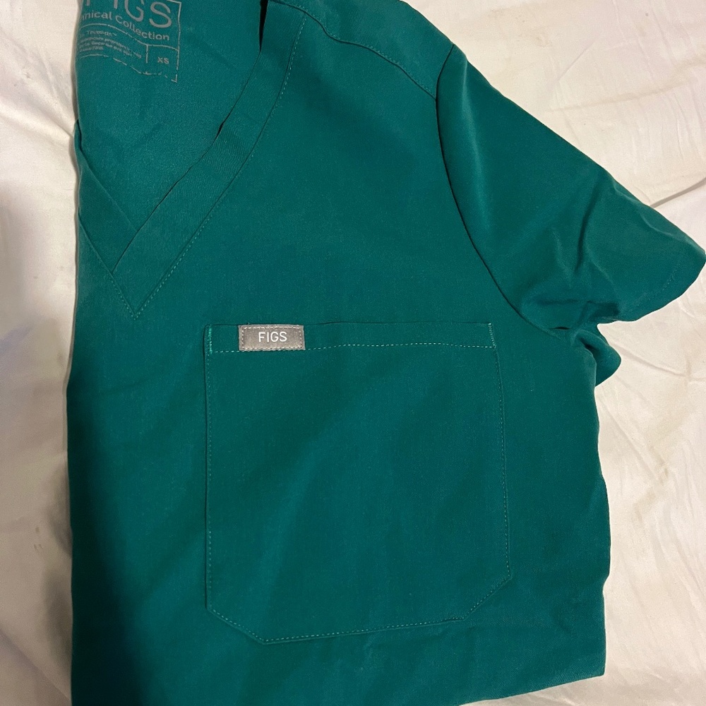 Figs hunter green scrub top